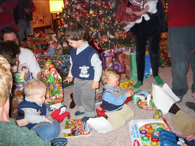 Xmas 2002 - Eagle, WI, photo 27