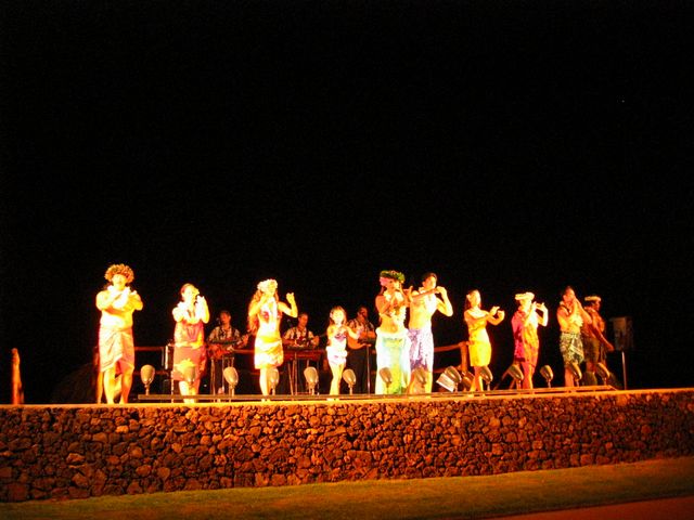 Hawaii 2003 - Maui Luau, photo 49