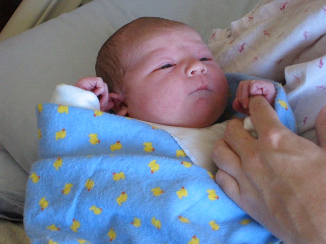 Ethan Nicholas Abad - 2006-04-03, photo 23