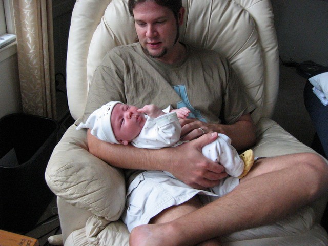 Ethan Nicholas Abad 2006-05-02 - Visit with Gram, photo 12