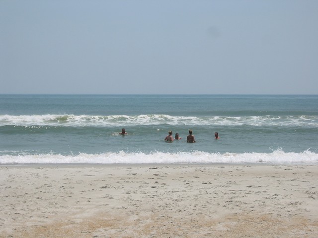 Ethan Nicholas Abad - 2006-05-19 - Beach, photo 55