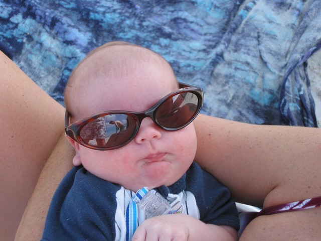 Ethan Nicholas Abad - 2006-05-19 - Beach, photo 72