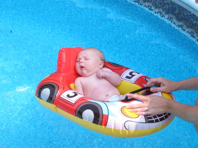 Ethan Nicholas Abad 6-6-06 - Pool Parties, photo 45