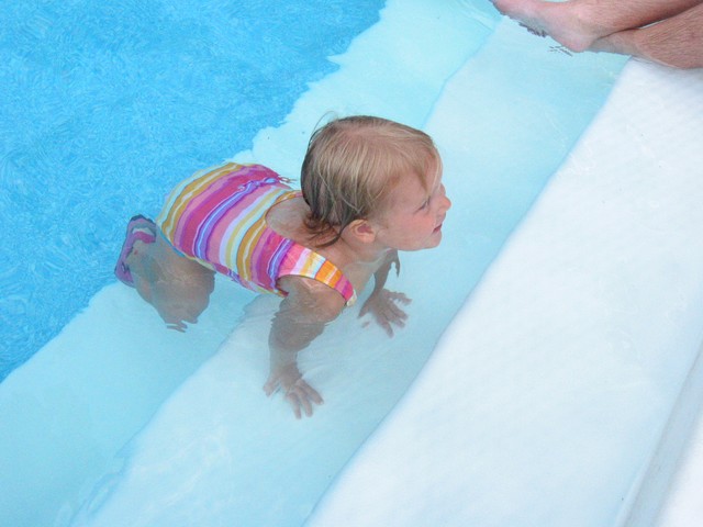 Ethan Nicholas Abad 6-6-06 - Pool Parties, photo 71