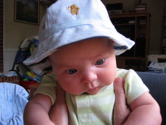 Ethan Nicholas Abad - 2006-06-22, photo 7