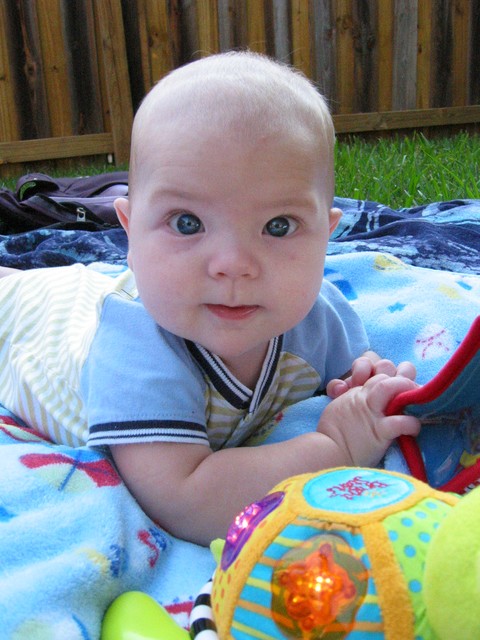 Ethan Nicholas Abad - 2006-08-28, photo 85