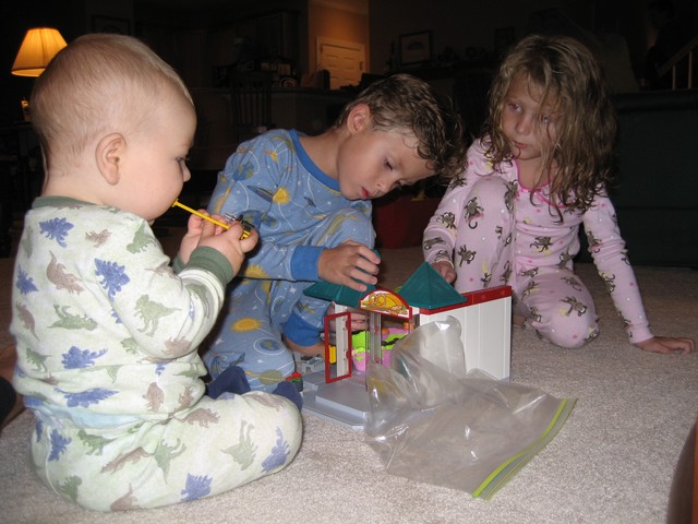 Ethan Nicholas Abad - 2006-11-29, photo 117