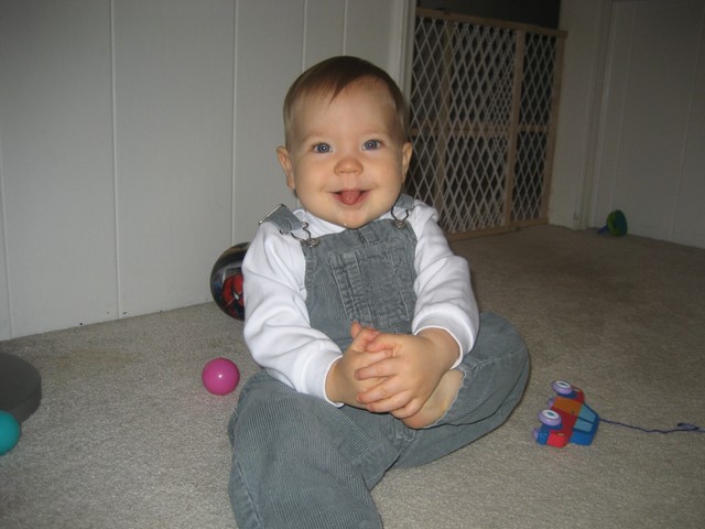 Ethan Nicholas Abad - 2007-04-08 - Easter, photo 59