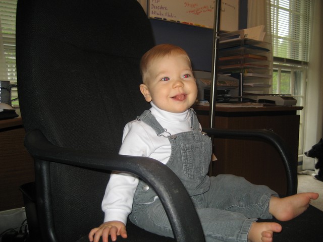 Ethan Nicholas Abad - 2007-04-08 - Easter, photo 68
