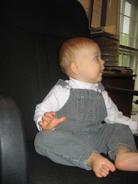 Ethan Nicholas Abad - 2007-04-08 - Easter, photo 76