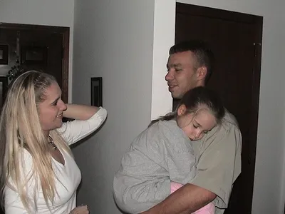 eva's sister, brother-in-law and their child