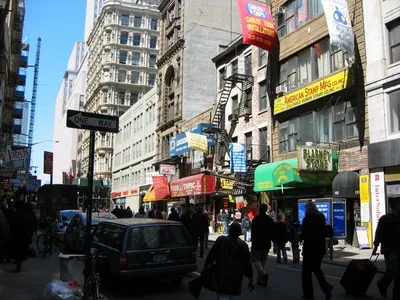Nassau St.