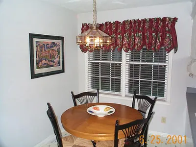 The breakfast nook